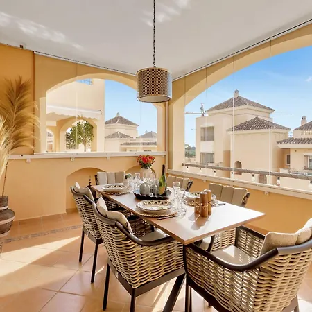 Apartment Charming With Terrace Marbella