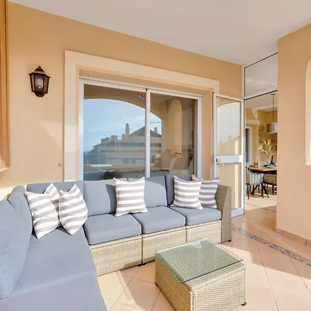 Apartment Charming With Terrace Marbella