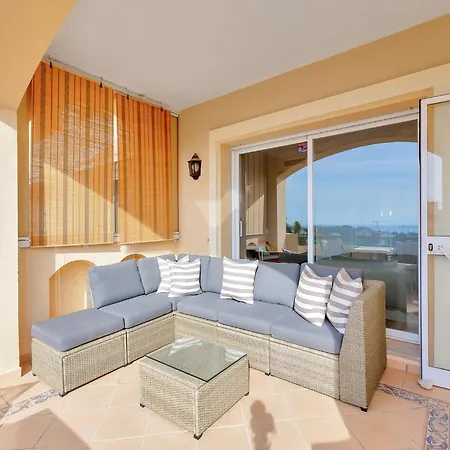 Apartment Charming With Terrace Marbella