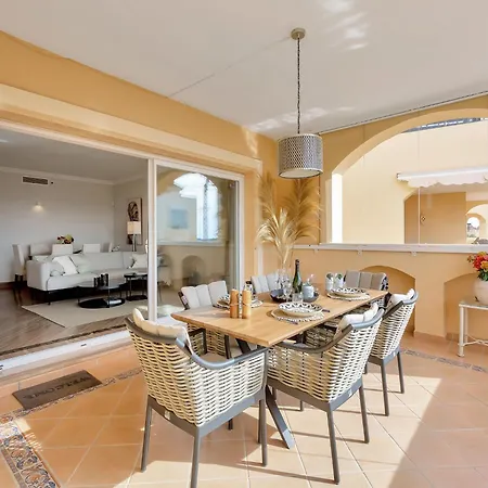 Apartment Charming With Terrace Marbella